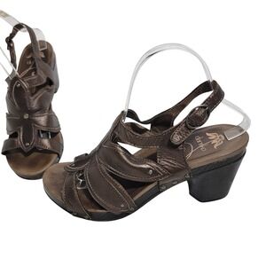 Dansko Nina Metallic Bronze Leather Slingback Sandals Clogs Studded Sz 40 9.5-10